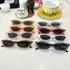 Novos Óculos de Sol Gatinho com Armação Pequena para Mulheres, Óculos de Sol Personalizados de Alta Qualidade Europeus e Americanos com Pedras de Diamante, Óculos de Sol para Fotografia de Rua Transfronteiriça