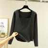 Camisa de terciopelo de estilo coreano de otoño e invierno, camiseta de cuello cuadrado de manga larga, ropa interior de mujer, top grueso y cálido con forro polar de corte ajustado de talla grande
