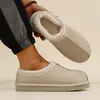Nuevas botas de nieve UG 2025, disponibles en tallas grandes para ventas transfronterizas, con un diseño de suela delgada estilo étnico y estilo de pareja, así como pantuflas de algodón para mujer
