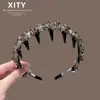 Diadema de Trabajo Pesado Estilo Coreano de Alta Gama con Cabeza de Cristal para Mujer Pinza para el Cabello Elegante Diadema para Parte Superior Alta del Cráneo con Dientes Antideslizante Exquisitos Accesorios para el Cabello