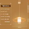 Sala de estar de villa, lustre com pé direito alto, escada de dois andares, apartamento tipo loft, sala de jantar com pé direito alto, escada estilo madeira, iluminação de arte em madeira