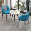Mesa Pequena de Lazer de Varanda de Camada Dupla e Cadeiras Vermelho da Internet Simples Moderno Combinação de Mesa e Cadeira Hotel Conjunto de Três Peças Uma Mesa Duas Cadeiras