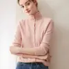 Cardigan de Cashmere com Gola Alta e Botões 2026 Feminino Outono Inverno Malha de Lã Macia Solta Jaqueta Suéter Versátil para Usar por Cima