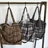 Bolso de Lona a Cuadros Retro, Estilo Perezoso, Casual y Versátil, Bolso de Hombro de Lana de Gran Capacidad, Bolso para Estudiantes Universitarios para Ir a Clase