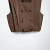 Atacado de roupas femininas transfronteiriças outono 2026 novo estilo europeu e americano design versátil colete plissado de abotoar 8338770