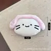 Fofo desenho animado KT gatinho de pelúcia pingente coelho broche cachecol meias acessórios chinelos chapéu acessórios de vestuário