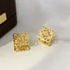 Pendientes Cuadrados Huecos de Moda Minimalista de Nicho de Lujo Ligero de Gama Alta Versátiles para el Día a Día con Diseño de Personalidad Pendientes para el Trayecto