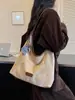 Bolso de mano grande retro casual para mujer, nuevo estilo 2026, bolso de hombro casual y simple, bolso cruzado para el trabajo
