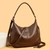 Bolsa Feminina 2026 Novo Estilo Moda Negócios Trabalho Trendy Ombro Único Retrô Grande Capacidade Bolsa de Mão para Mãe Atacado