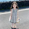 Conjunto para Meninas 2026 Novo Estilo Versão Coreana Infantil Moda Pequena Menina Estilo Coreano Renda Duas Peças Saia para Bebês e Crianças Pequenas Roupas de Verão