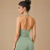 Dfyne Impact Ropa de Yoga Top Largo sin Costuras de Cuello Halter con Tres Capas y Almohadillas en el Pecho, Alta Elasticidad, Espalda Hermosa, Ajustado Diseño Personalizado