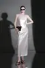 2026 Novo Vestido de Alça Fina Cor Sólida Estilo Europeu e Americano Temperamento Elegante Emagrecimento Comute Primavera Verão