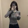 Nueva camisa básica versátil de otoño e invierno estilo americano, chica picante, cuello henley, forro polar cálido, de alta gama, corte entallado, para mujer