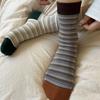 Calcetines Retro Estilo Hong Kong para Mujer de Principios de Otoño Rayas Horizontales Finas Coloridos Estilo Casual Bloque de Color Rayados Calcetines de Media Pantorrilla Calcetines de Alto Valor