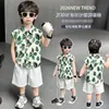 Conjunto de Camisa sin Mangas con Estampado de Hojas de Verano para Niños 2026 Nuevo Estilo Coreano Conjunto Elegante de Dos Piezas para Niños Ropa de Bebé Exportación
