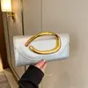 Bolsa Feminina de Couro Macio com Aba, Bolsa de Mão para Festa, Novo Modelo 2026, Bolsa Transversal com Corrente