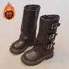 Novas Botas Infantis Outono/Inverno 2026 Botas Martin com Pelúcia Botas Longas para Meninas Estilo de Rua Botas de Passarela para Meninas Tendência