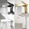 Lavabo de Lujo Ligero Grifo Gris Pistola Todo Cobre Agua Caliente y Fría Lavabo Doméstico para Baño Lavabo Lavabo de Mesa Grifo