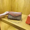 Bolso de mujer de alta gama de moda 2026 nuevo bolso de cadena cruzado retro de moda bolso de hombro versátil bolso cuadrado pequeño