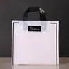 Sacola de compras personalizada de PE para mulheres e crianças sacola de embalagem para loja de roupas sacola de compras com impressão de moda sacola de compras para presente de maquiagem logo impresso