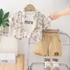 2025 Nuevo Estilo de Verano Camisa Estampada Completa Cuello Ropa de Verano 1-4 Niños Pequeños Bebé Manga Corta Moda Conjunto de Tres Piezas Tendencia Venta Directa