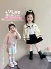 Cardigã de Malha para Meninas Outono 2026 Novo Estilo Casaco Suéter Infantil Estilo Coreano Laço Moda Versátil Blusa Tendência