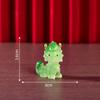 Figurilla de Unicornio Bestia Mítica Estilo Chino Escritorio Coche Pequeño Adorno Resina Luminosa Accesorio DIY Adorno de Unicornio