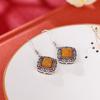 Pendientes colgantes de plata de ley S925 con diseño de cera de abejas bañada en oro y nubes auspiciosas retro con diseño de diamantes Ruyi, con temperamento que combina con todo.