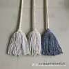 Mopa de algodón con mango de madera para uso doméstico, mopa redonda absorbente de algodón blanco, mopa de algodón tradicional para administración de propiedades y fábricas, al por mayor