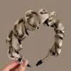 Colección de Diademas de Cabeza de Dientes para Niños y Adultos Impresionante Trenza de Calavera Alta Diadema Colores de Corte Pinza para el Cabello Antideslizante Accesorios para el Cabello
