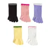 Calcetines de tubo corto de cinco dedos para mujer, modelo nuevo, venta al por mayor del fabricante, de algodón a rayas, lindos y dulces, calcetines de dedos divididos que absorben la humedad y el sudor
