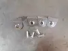 Acessórios para parafusos de prateleira, porcas, chapas em arco, chapas protetoras, peças de canto internas e externas, acessórios para suportes de bancada, fixadores