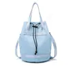 Bolsa de Mão Grande Capacidade para Lazer e Viagem ao Ar Livre Bolsa de Ombro Simples Plissada Distinta para Mulheres Bolsa Transversal Tipo Balde em Tecido Oxford