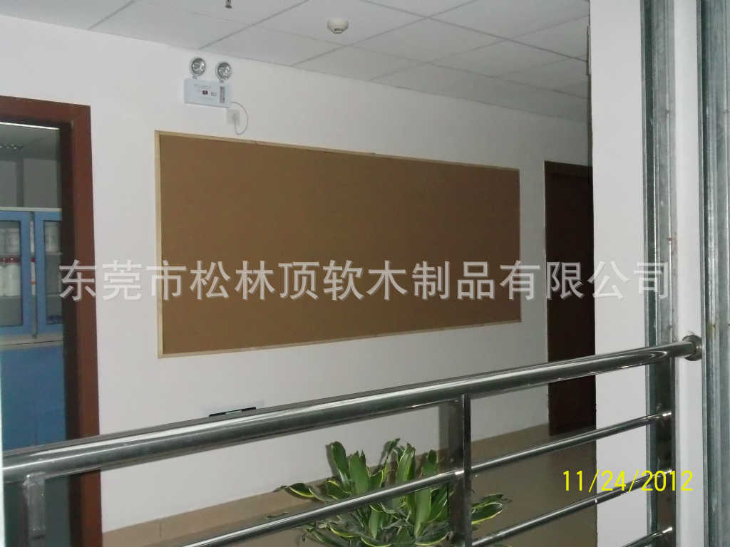 木框软木宣传栏