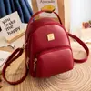 Bolso pequeño de hombro fresco para mujer, moda coreana, color sólido, mochila pequeña, logo cuadrado, bandolera, PU pequeño de comercio exterior, Guangzhou al por mayor