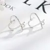 Directo de fábrica estilo coreano aleación galvanoplastia color duradero simples tachuelas de corazón de melocotón pasador de oreja aretes DIY accesorios para pendientes