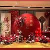 Bienvenida de Boda Estilo Rojo y Dorado Pared de Fondo Tablero KT de Bienvenida Hotel Bienvenida Arreglo Chino para Compromiso al Aire Libre KT Completo