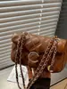 Bolsa Pequeña Cuadrada Bordada con Diamantes Transfronteriza Yuezhi Otoño/Invierno 2026 Bolso Nuevo Estilo Chanel Pequeño para Mujer Bolso Pequeño de Cadena para Hombro y Cruzado de Nicho