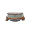 Nueva Bolsa de Pecho a Rayas de Colores y Bloques de Color, Bolso de Concha de Paja de Moda y Versátil, Gran Capacidad, Bolso Cruzado Simple para el Día a Día, Moderno