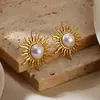Brincos redondos de aço inoxidável com banho de ouro 18K europeus e americanos para uso transfronteiriço, brincos geométricos, joias de orelha com textura trançada e imitação de pérola