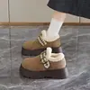 Sapatos femininos estilo Birkenstock, redondos na ponta, forrados com fleece, coleção de inverno 2026, com sola grossa para altura extra, sapatos de algodão confortáveis e quentes, e botas de neve