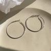Pendientes de metal irregulares retro europeos y americanos con diseño de aguja de plata s925, pendientes exagerados en forma de corazón, pendientes de hip-hop de celebridades de Internet.