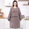 Delantal de algodón, diseño unisex, con estampado a cuadros, letras bordadas, diseño de oso, cremallera y bolsillos grandes, lo que lo hace práctico para cocinar en la cocina y resistente a las manchas y la suciedad