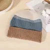 Gorro de lana de doble capa con forro polar para otoño e invierno para mujer, clásico de punto trenzado, cálido, grueso, con protección para las orejas, estilo coreano que combina con todo, con pompón de piel