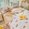 Colcha Estilo Coreano Pequeña Floral Doble Cara Todo Algodón Estampada Juego de Tres Piezas Tatami Sábana Acolchada de Algodón Puro Pieza Única Todas las Estaciones Universal