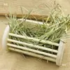 Frete Grátis Novo Suporte de Grama de Bambu e Madeira Comedouro para Coelhos, Chinchilas, Porquinhos-da-Índia, Estrutura de Unha Totalmente de Bambu Comedouro e Calha de Grama