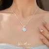 Collar de Flor de Trébol con Circonita Azul, Cadena de Clavícula de Lujo Ligero de Nicho de Gama Alta, Accesorio de Moda Elegante para el Día a Día
