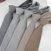 Nova Gravata Listrada Diagonal de Algodão 7,5cm Formal Casual Amarrada à Mão Larga para Homens em Estoque do Fabricante