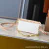 Fornecimento Exclusivo Transfronteiriço de Bolsas Clássicas de Designer, Bolsas de Corrente com Rebites Atacado Europeu e Americano, Bolsas Pequenas de Mão, Bolsas de Pelúcia com Caixa