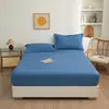 Lençol de Ajuste de Algodão Lavado Color Sólido Amigo da Pele, Peça Única Simples, Protetor de Colchão Antiderrapante, Conjunto de Cobertura de Cama de Três Peças